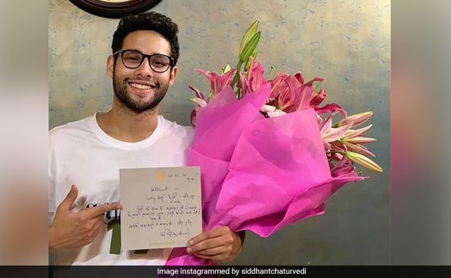 <I>Gully Boy</I>'s MC Sher Siddhant Chaturvedi Received A Note From Amitabh Bachchan And He Couldn't Be More Excited