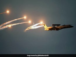 ट्विटर पर छाया #Surgicalstrike2, भारतीय यूजर्स ने पाकिस्तान से पूछा- Hows The Khauf? ट्विटर पर छाया #Surgicalstrike2, भारतीय यूजर्स ने पाकिस्तान से पूछा- Hows The Khauf?