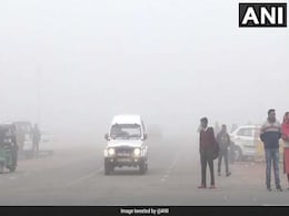 Delhi Weather: दिल्ली-NCR में बदला मौसम का मिजाज, कई इलाकों में धूल भरी आंधी Delhi Weather: दिल्ली-NCR में बदला मौसम का मिजाज, कई इलाकों में धूल भरी आंधी