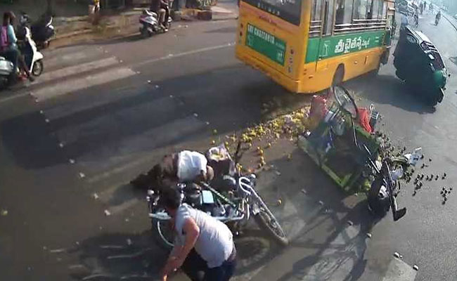 School Bus Brakes Failed In Busy Andhra Traffic. Watch What Happened Next