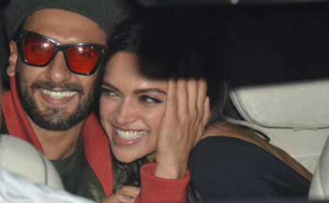 <I>Gully Boy</i> Screening: Every Day Is Valentine's Day For Ranveer Singh-Deepika Padukone; Alia Bhatt-Ranbir Kapoor's Movie Date