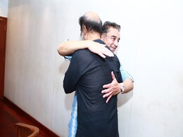 Rajinikanth Meets Kamal Haasan, Invites Him To Daughter's Wedding Rajinikanth Meets Kamal Haasan, Invites Him To Daughter's Wedding