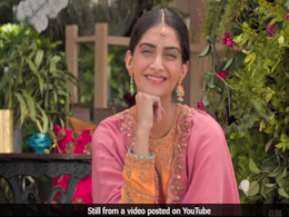 Sonam Kapoor's <i>Ek Ladki Ko Dekha Toh Aisa Laga</i> To Be Part Of Oscar Library Sonam Kapoor's <i>Ek Ladki Ko Dekha Toh Aisa Laga</i> To Be Part Of Oscar Library
