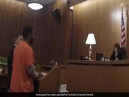 "He Let It Out On Me": Man Punches His Lawyer After Getting 47 Years In Jail "He Let It Out On Me": Man Punches His Lawyer After Getting 47 Years In Jail