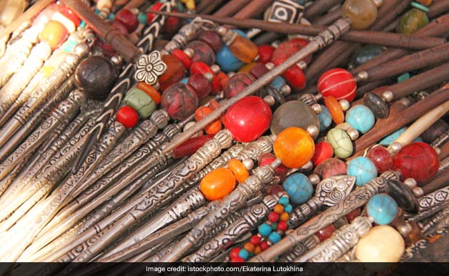 5 Elegant Hair Sticks You Can Accessorise With