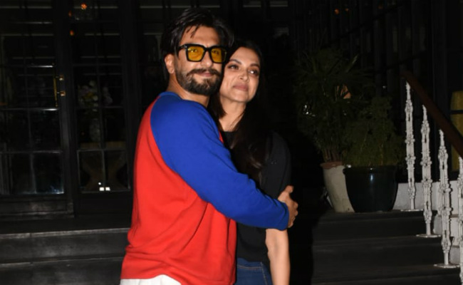 Deepika Padukone, "<I>Maar Hi Dogi Kya?</i>": Ranveer Singh's Comments Call For Super-Likes