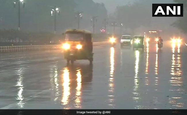 Delhi Weather: Heavy Rain In Delhi, Hailstorms Likely; Flights Diverted- Highlights