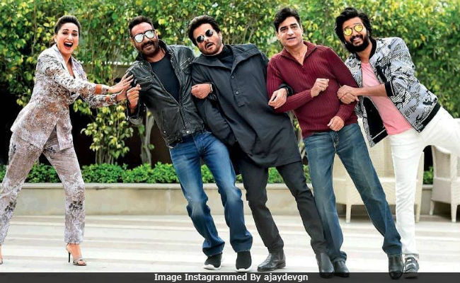 Madhuri Dixit's <i>Total Dhamaal</i> Response To Ajay Devgn's ROFL Pic And Caption