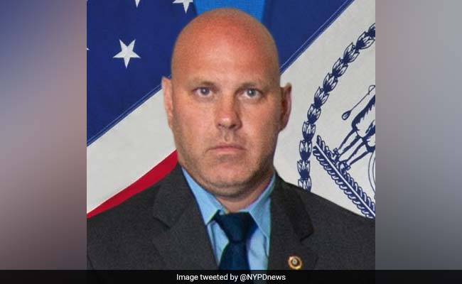 New York Detective Killed By "Friendly Fire" While Responding To Robbery