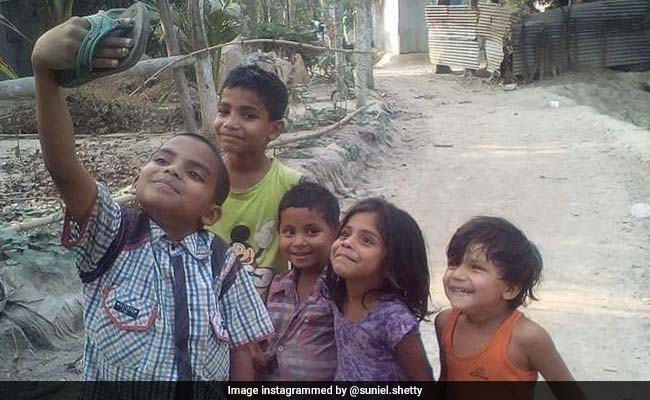 "Photoshopped?": Amitabh Bachchan Questions Viral 'Selfie With Slipper' Pic