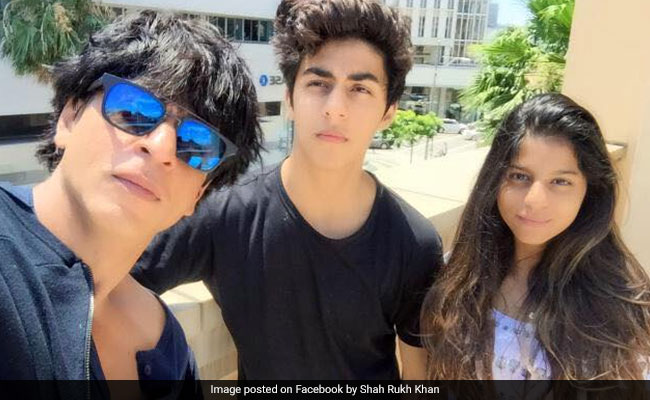 Suhana And Aryan, At Crossroads With Pocket Full Of Questions, Remind Shah Rukh Khan Of The Yellow Brick Road