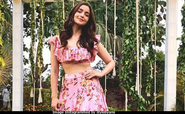 Bridesmaid Alia Bhatt's Crush-Worthy <i>Lehenga</I>s At BFF's Wedding Come With These Price Tags