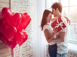 Happy Hug Day 2019: आशिकों के लिए Hug Day पर रोमांटिक शायरी, गले लगने पर मजबूर हो जाएगा आपका Love Happy Hug Day 2019: आशिकों के लिए Hug Day पर रोमांटिक शायरी, गले लगने पर मजबूर हो जाएगा आपका Love