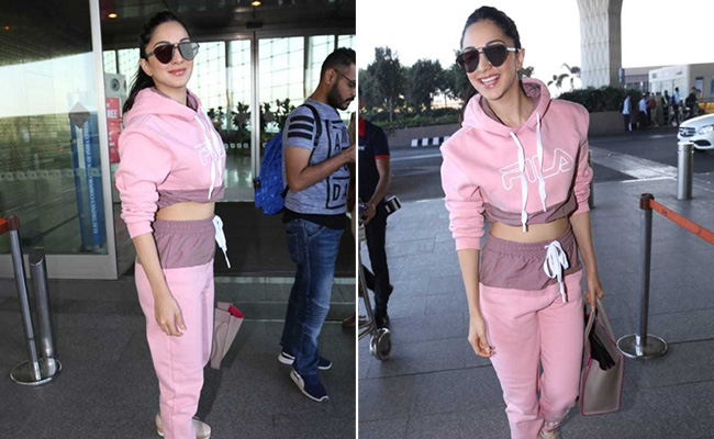 5 Cropped Sweatshirts To Upgrade Your Winter Look Like Kiara Advani