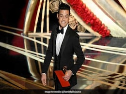 Oscar में बेस्ट एक्टर अवॉर्ड मिलने के बाद स्टेज से गिर पड़े Rami Malek, लोगों ने उठाया, देखें VIDEO Oscar में बेस्ट एक्टर अवॉर्ड मिलने के बाद स्टेज से गिर पड़े Rami Malek, लोगों ने उठाया, देखें VIDEO
