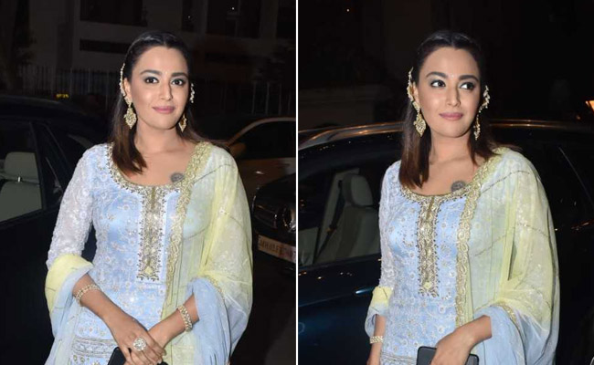 Like Swara Bhasker, Accessorize With A Glitzy Head Chain. 5 Dazzling Options