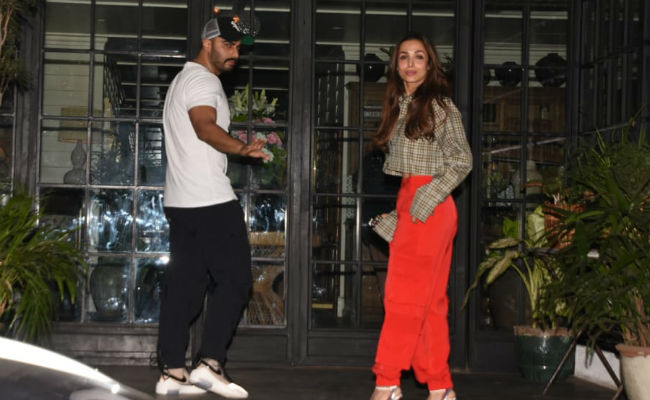 Amid Dating Rumours, Arjun Kapoor And Malaika Arora Spotted Together (Again)