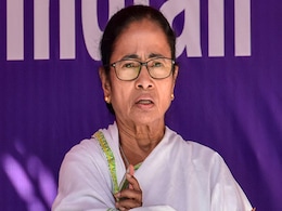 एयर स्ट्राइक पर ममता बनर्जी ने उठाए सवाल: देश जानना चाहता है कि आतंकी कैंप पर हमले में कितने मरे? एयर स्ट्राइक पर ममता बनर्जी ने उठाए सवाल: देश जानना चाहता है कि आतंकी कैंप पर हमले में कितने मरे?