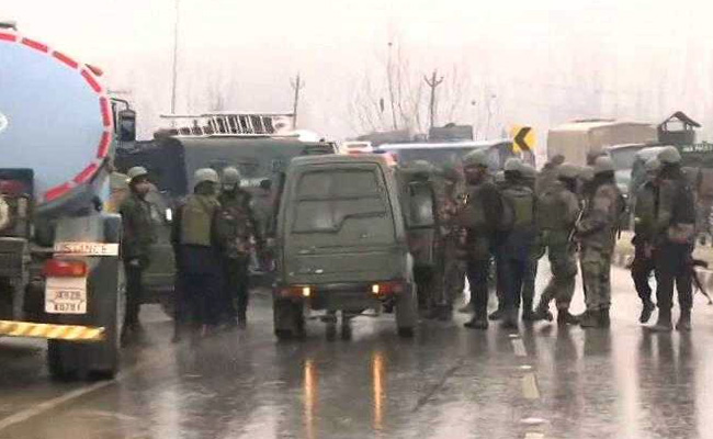 Pulwama Terror Attack Live Updates: पुलवामा में आतंकवादी हमले में 40 जवान शहीद, उरी के बाद सबसे बड़ा आतंकी हमला