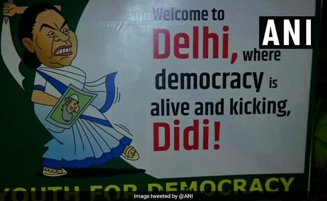 "Welcome To Delhi," Say Cheeky Banners Ahead Of Mamata Banerjee's Protest