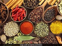 बैड कोलेस्ट्रॉल से आजादी चाहते हैं तो अपनायें ये मसाले, जो आपको रखेंगे हेल्दी बैड कोलेस्ट्रॉल से आजादी चाहते हैं तो अपनायें ये मसाले, जो आपको रखेंगे हेल्दी