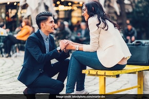 Propose Day 2026: ऑफिस में प्यार का इजहार कैसे करें? अगर प्रपोजल रिजेक्ट हो जाए तो क्या करें