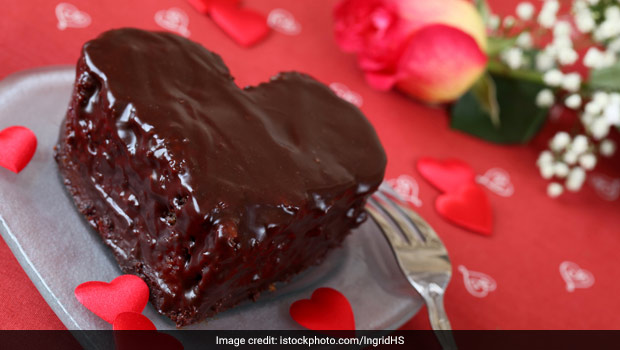 Valentine's Day 2019: Top 6 Easy Chocolate Cake Recipes To Impress Your Partner