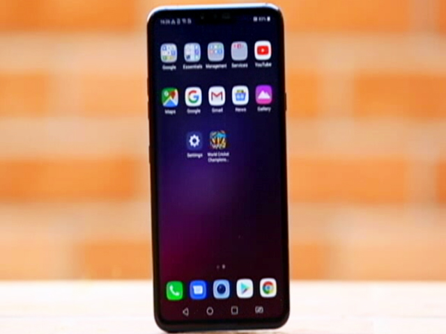 Hands-On With the LG V40 ThinQ