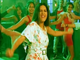सपना चौधरी ने 'मूड बना लो, जमकर कश लगा लो' पर Dance से उड़ाया गरदा, बार-बार देखा जा रहा Video सपना चौधरी ने 'मूड बना लो, जमकर कश लगा लो' पर Dance से उड़ाया गरदा, बार-बार देखा जा रहा Video