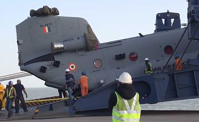 First Batch Of 4 Boeing Heavy-Lift Chinook Helicopters Reach India