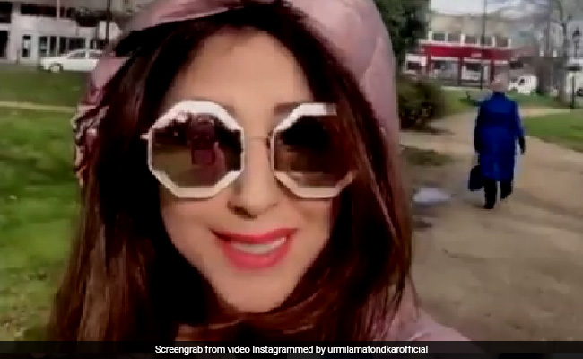 'छम्मा-छम्मा' गर्ल ने लंदन की सड़क पर शूट किया Video, फैन्स से बोलीं- 'माफ कीजिए क्योंकि...'