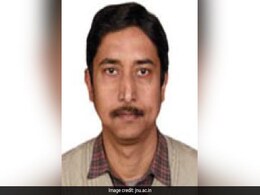 JNU Professor Donates 50% Of His Award Money To Alma Matter JNU Professor Donates 50% Of His Award Money To Alma Matter