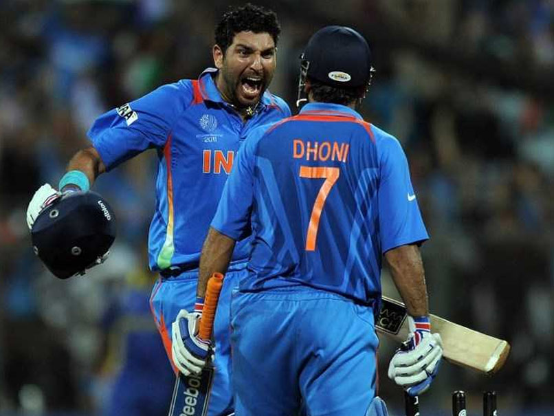 cgmje7co_yuvraj-singh-ms-dhoni-afp_625x3