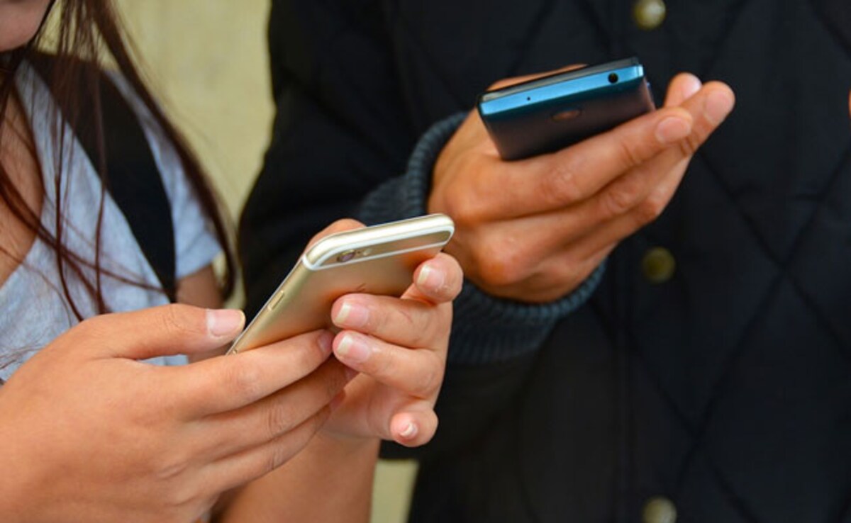 Punjab Village Battles Mobile Addiction With Bizarre 'Sit-Still' Challenge