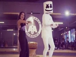 Neha Kakkar ने 'कोका कोला' सॉन्ग पर जमकर लगाए ठुमके, बार-बार देखा जा रहा Dance Video Neha Kakkar ने 'कोका कोला' सॉन्ग पर जमकर लगाए ठुमके, बार-बार देखा जा रहा Dance Video