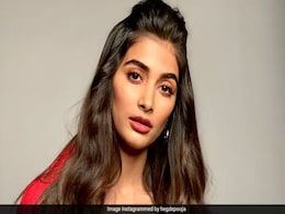 Pooja Hegde Says 'Actresses Are Making 100 Crore Films, It's Time For Equal Pay' Pooja Hegde Says 'Actresses Are Making 100 Crore Films, It's Time For Equal Pay'