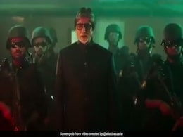 अमिताभ बच्चन ने यूं दिखलाई ताकत, दुश्मनों को मिनटों में धूल चटाने को तैयार 'Quick Response Team'- देखें Video अमिताभ बच्चन ने यूं दिखलाई ताकत, दुश्मनों को मिनटों में धूल चटाने को तैयार 'Quick Response Team'- देखें Video