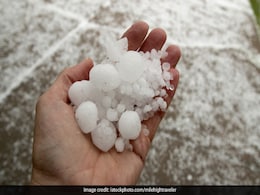 मध्यप्रदेश में कई स्थानों पर बेमौसम बारिश, ओला वृष्टि भी हुई मध्यप्रदेश में कई स्थानों पर बेमौसम बारिश, ओला वृष्टि भी हुई