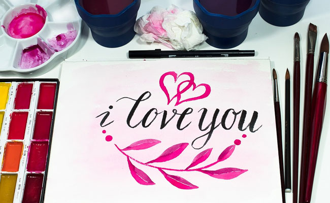 Valentine's Day: Dating Experts Explain What "I Love You" Means All Over The World