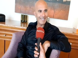 "Use Tech As Servant, Don't Let It Be Your God": Author Robin Sharma "Use Tech As Servant, Don't Let It Be Your God": Author Robin Sharma