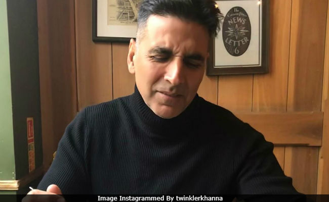 Akshay Kumar Should Have Known That Calling Wife Twinkle Khanna '<i>Maha Pakau</i>' Would Lead To This
