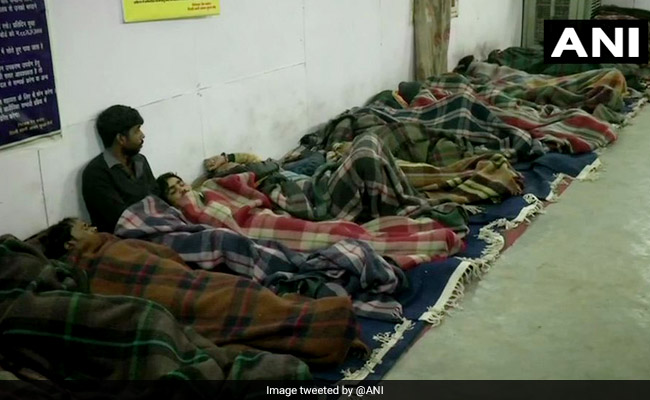As Cold Wave Intensifies Delhi, Homeless Take Refuge In Night Shelter