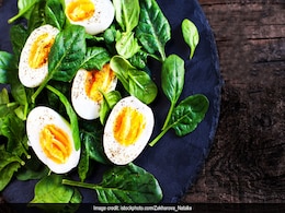 Vitamin B12: What Are The Signs And Symptoms Of Vitamin B12 Deficiency? Know The Food Sources Vitamin B12: What Are The Signs And Symptoms Of Vitamin B12 Deficiency? Know The Food Sources
