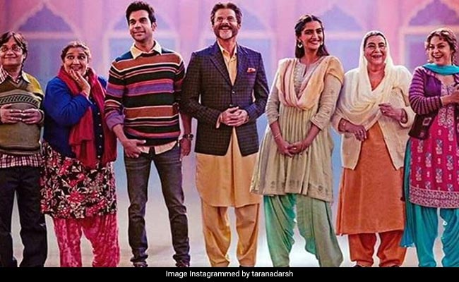 <I>Ek Ladki Ko Dekha Toh Aisa Laga</i> Box Office Collection Day 5: Sonam Kapoor's Film Is Just Past 17 Crore