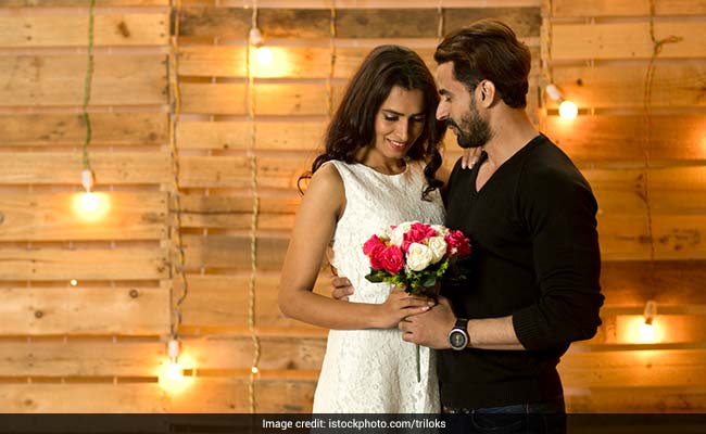 6 Stylish Gifts Under Rs 1,300 To Get For Your Man This Valentine's Day