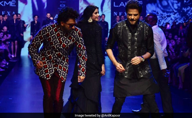Lakme Fashion Week 2019: Full House With Janhvi And Anil Kapoor On Ramp, Ranveer Singh's Special Appearance Steals The Show