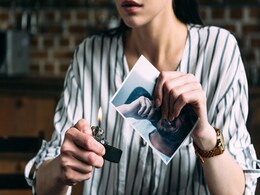 दिल टूटे आशिकों के लिए Valentine's Day का खास ऑफर, बस EX की तस्वीर करना होगा ये दिल टूटे आशिकों के लिए Valentine's Day का खास ऑफर, बस EX की तस्वीर करना होगा ये