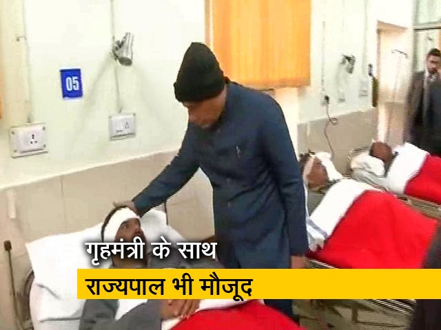 पुलवामा हमले में घायल जवानों से मिलने पहुंचे राजनाथ सिंह