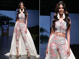 Lakme Fashion Week Summer Resort 2019: Decoding Malavika Mohanan's Voluminous Curl Hairstyle Lakme Fashion Week Summer Resort 2019: Decoding Malavika Mohanan's Voluminous Curl Hairstyle