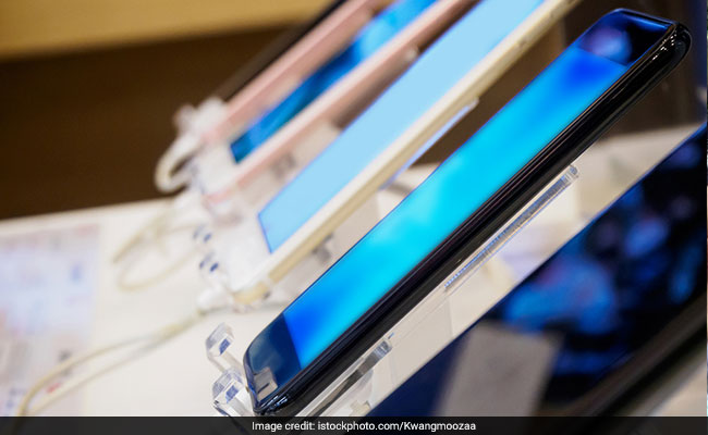 New Electronics Policy Targets $400 Billion Manufacturing Revenue By 2025